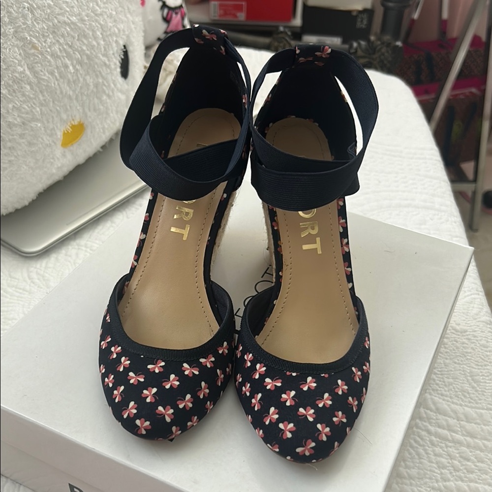 Report Black and Pink Heels with Ankle Strap